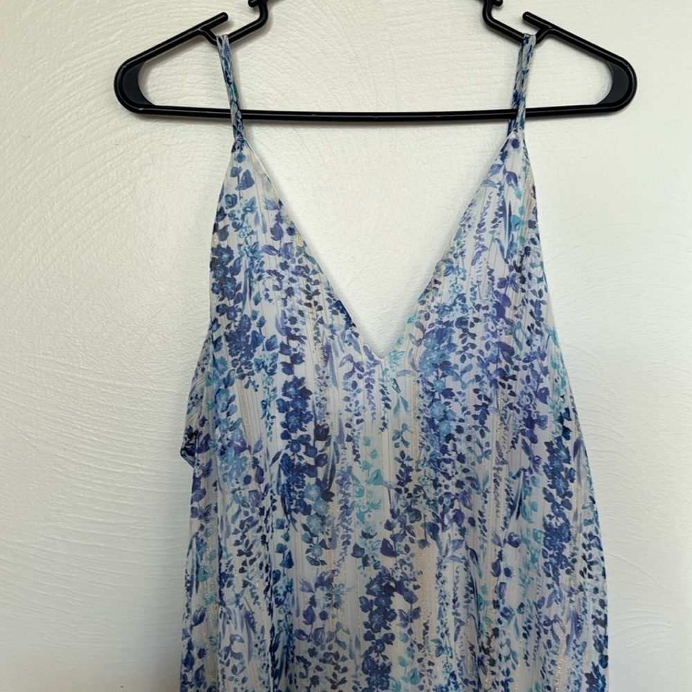 NWT Lulu’s Belle white floral maxi cutout dress - Picture 6 of 10